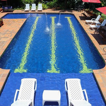 Hotel Casa Baquero El Cairo  ภายนอก รูปภาพ