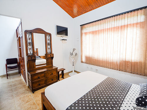 Hotel Casa Baquero El Cairo  ภายนอก รูปภาพ